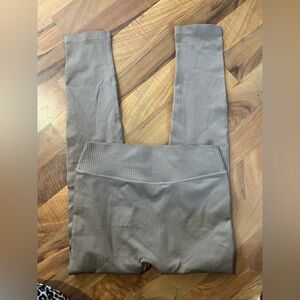 Women's Ribbed Leggings - Gray